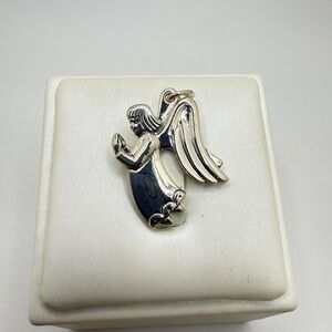 RETIRED James Avery Sterling‎ Silver Praying Angel Pendant!